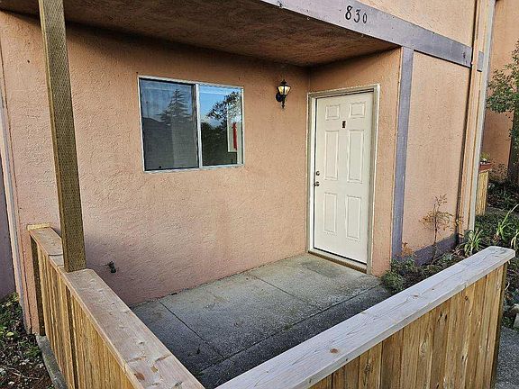 2nd image of 830 D St APT 6
