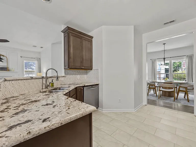 1317 Shimmer Light Cir — Photo 18