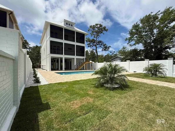 808 W Canal Dr, Gulf Shores, AL 36542
