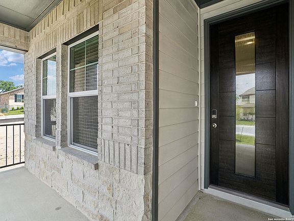 4th image of 5712 Beths Way