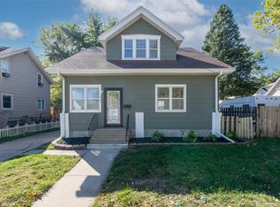 910 14th St, Boone, IA 50036