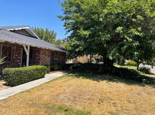 12150 Dos Rios Ave, Grand Terrace, CA 92313