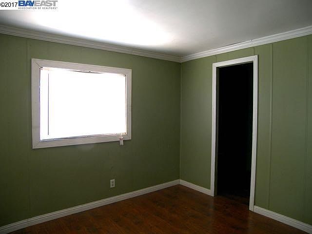 1st image of 576 Hermitage Dr #576
