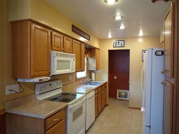 5th image of 1523 S Nicollet St