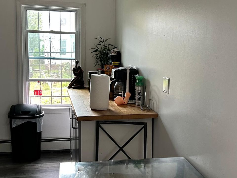 2nd image of 680 Ogden St Floor 1