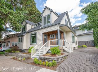 2633 NE Everett St #B, Portland, OR