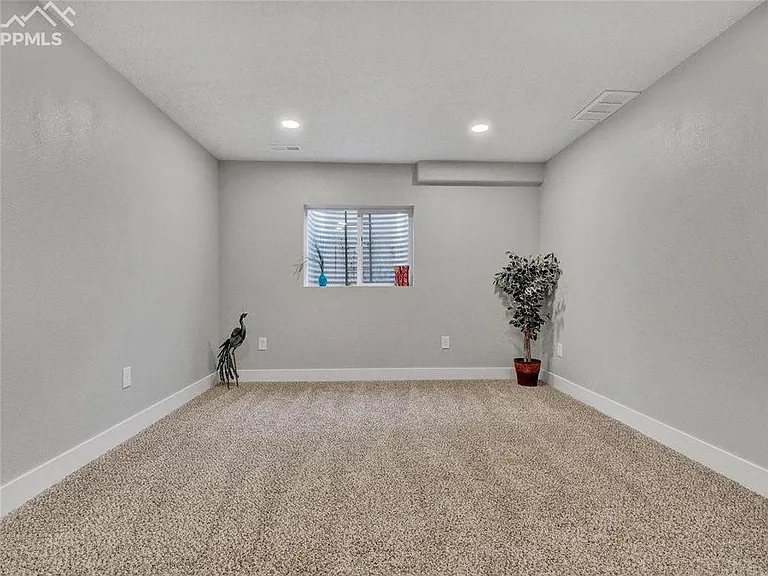 7154 Grand Prairie Dr — Photo 26