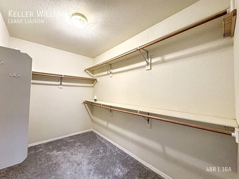 5662 Stable Ct — Photo 12