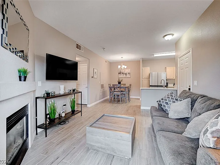 855 N Stephanie St #1013 — Photo 3