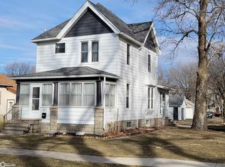 607 SW 1st St, Eagle Grove, IA 50533