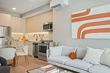 Rented by Living New York