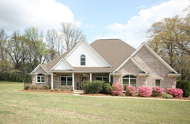 1st image of 105 Eastwind Dr