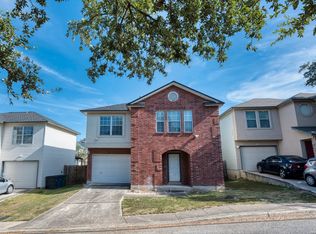 10111 Trailhead Pass, San Antonio, TX 78251