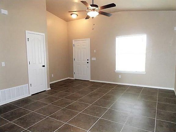 3rd image of 5817 Durill St