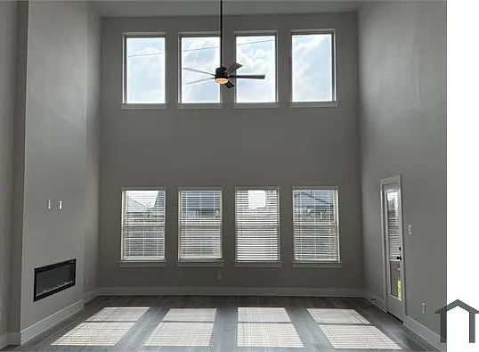 2401 Overlook Dr — Photo 8