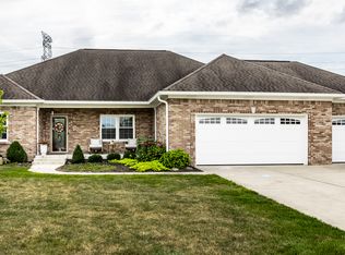 3650 Walnut Hill Ct, Greenwood, IN 46142