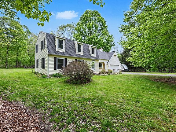 3rd image of 2813 Brookside Blvd