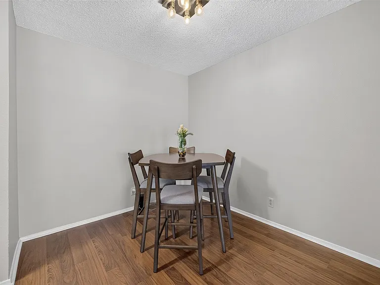 3115 Helms St #314 — Photo 12