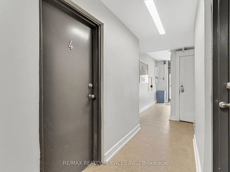 104 Sherman Ave S #4 — Photo 18