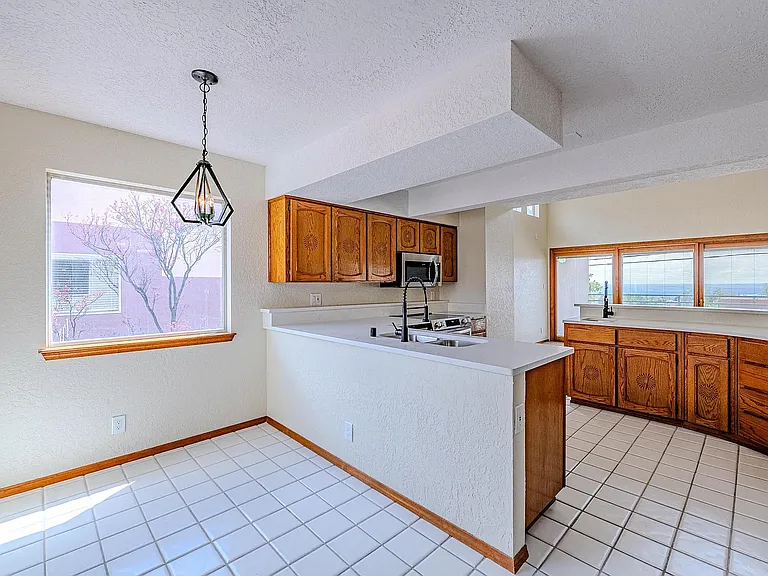 5137 Glenwood Pointe Ln NE #5137 — Photo 24