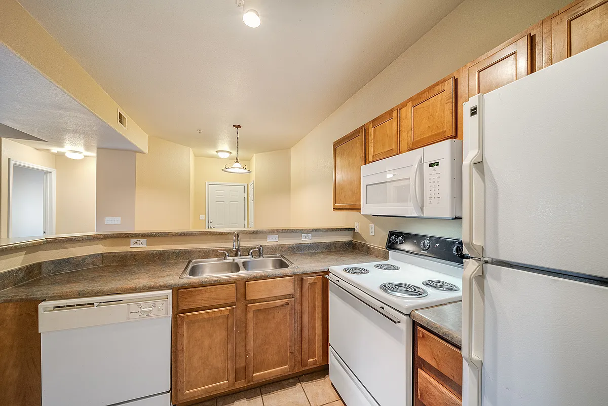 Kitchen - The Lodge