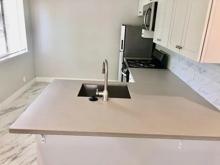 3440 J St #3 — Photo 5