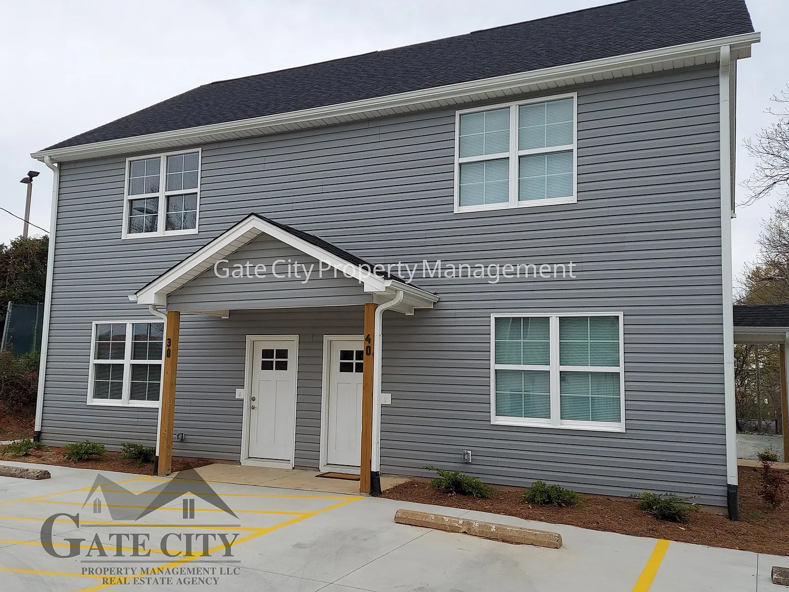 3 bed, $1,500 — Photo 1