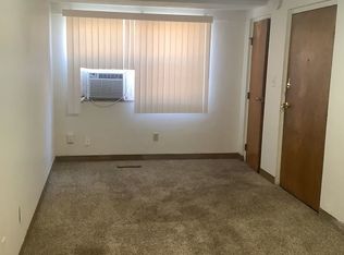 222 29th Street Dr SE #1, Cedar Rapids, IA 52403
