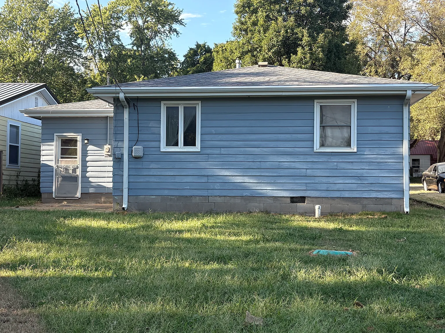 2 bed, 1.5 bath, 912 sqft, $1,000 — Photo 3