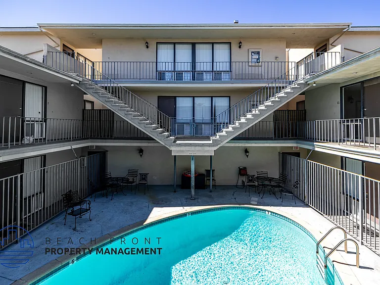 125 Ximeno Ave — Photo 8