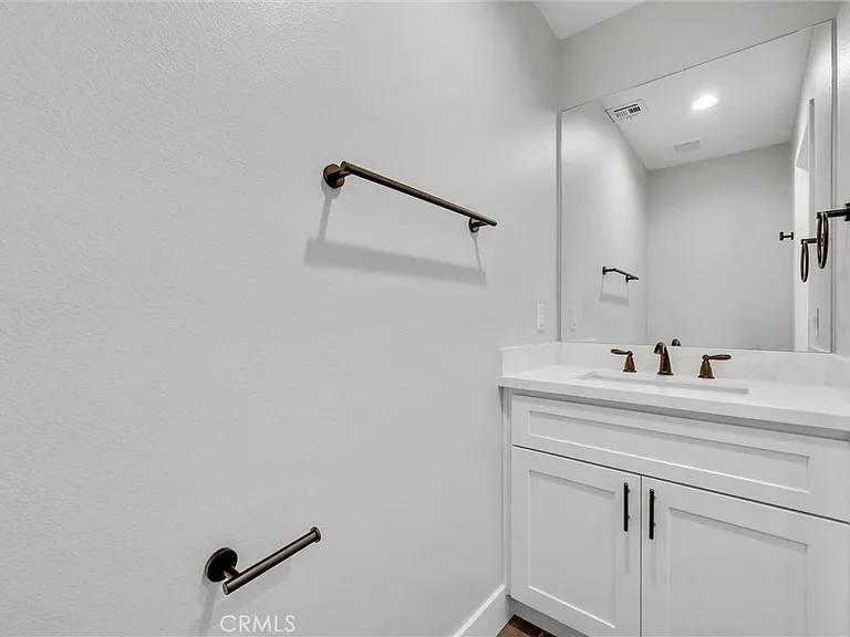 16385 Valencia Ave #3 — Photo 16