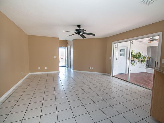 2nd image of 1030 Villa Dr