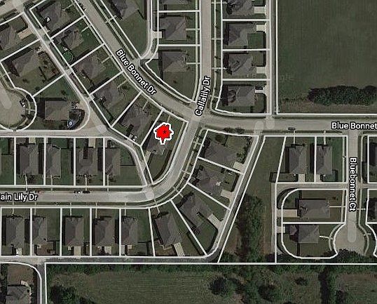 1st image of 1221 Bluebonnet Dr