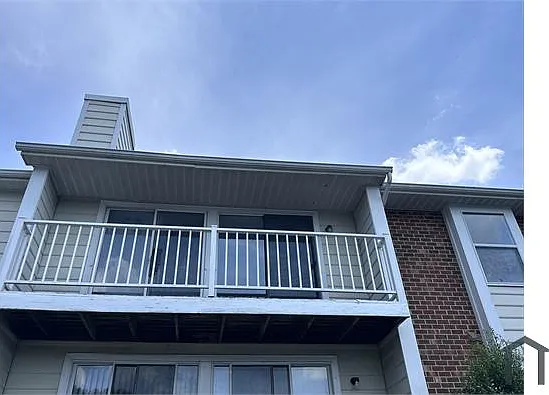 2 bed, 912 sqft, $1,495 — Photo 3