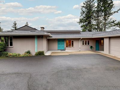 8000 SW Linden Rd, Portland, OR, 97225
