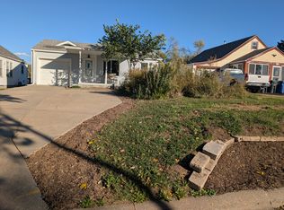 2043 N 71st St, Omaha, NE 68104