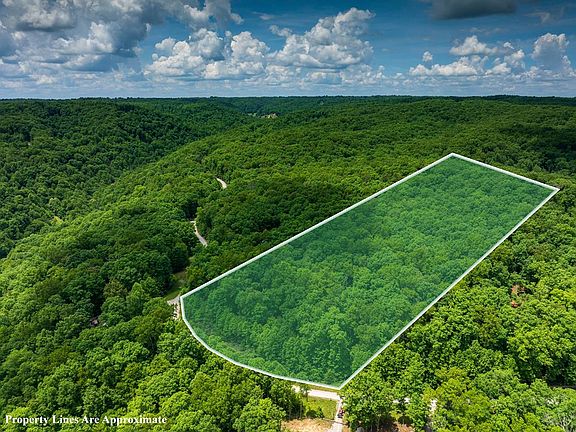 3rd image of 4121 Chapel Hill Rd