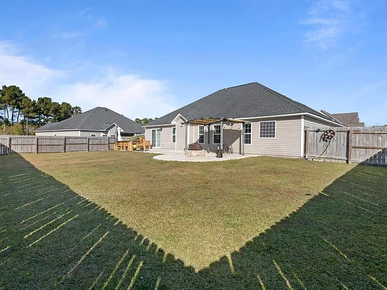 302 Aquamarine Cir — Photo 21