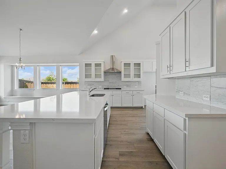 3010 Barefoot Ln — Photo 14