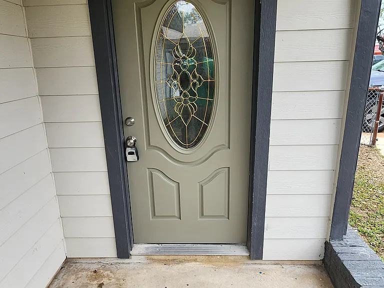 606 Crockett St — Photo 14