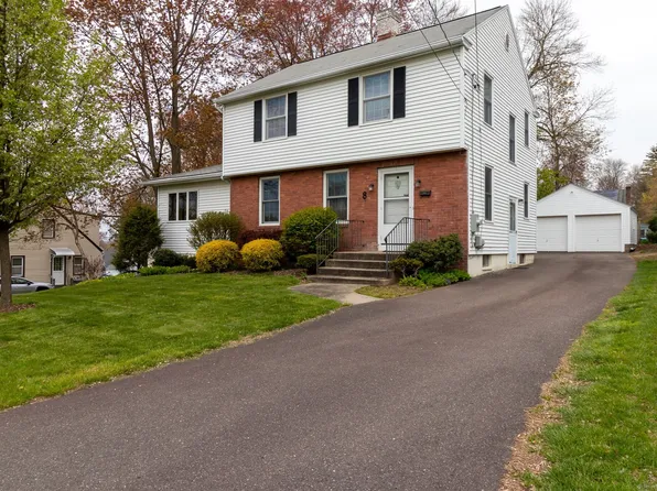 8 Hathaway Avenue, Enfield, CT 06082