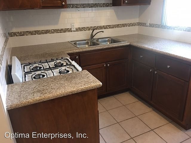 1st image of 4622 La Mirada Ave APT 11