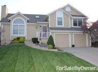 15520 Lamar Ave, Overland Park, KS 66223