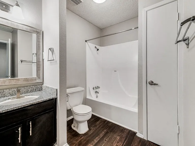 Park City Townhomes — Photo 7