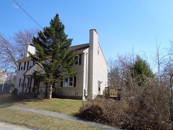1st image of 12 Farmington Ave