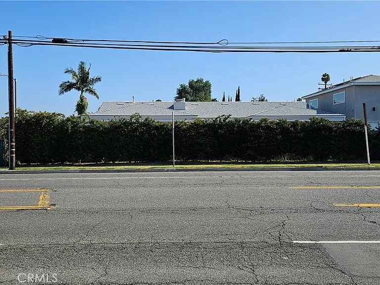 15350 Gale Ave #2 — Photo 27