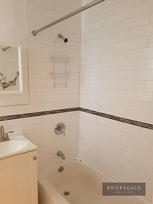 Rented by BRICK & GALO REALTY CORP | media 26