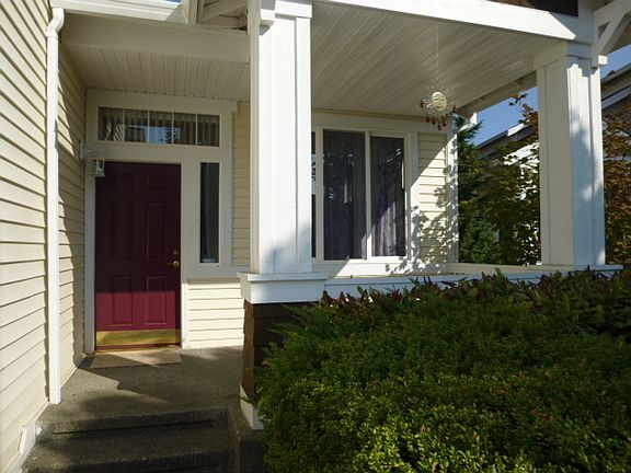2nd image of 1807 62nd Ct SE