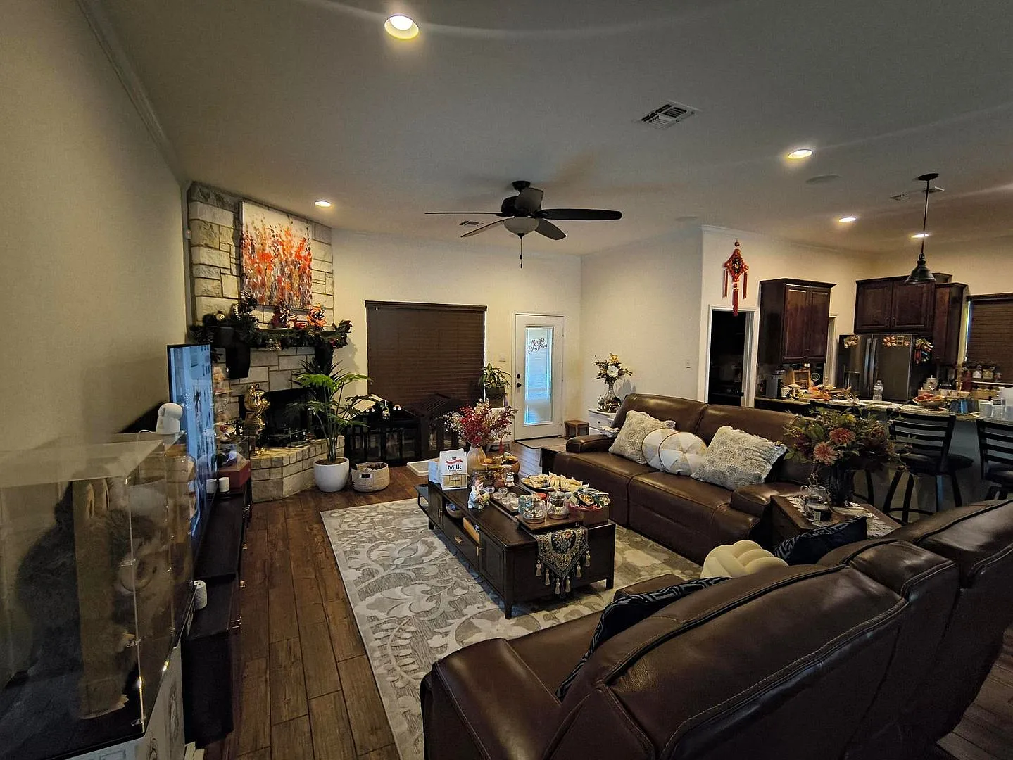 Elegant 4 Bedroom, 2 Bath Home In The Trails Coming Soon! — Photo 2