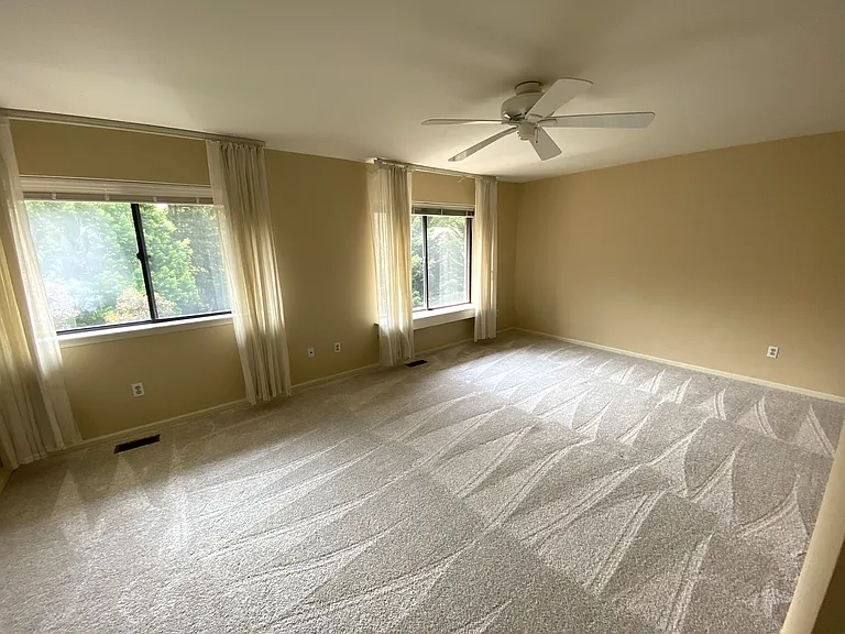 354 Paoli Woods Dr — Photo 6